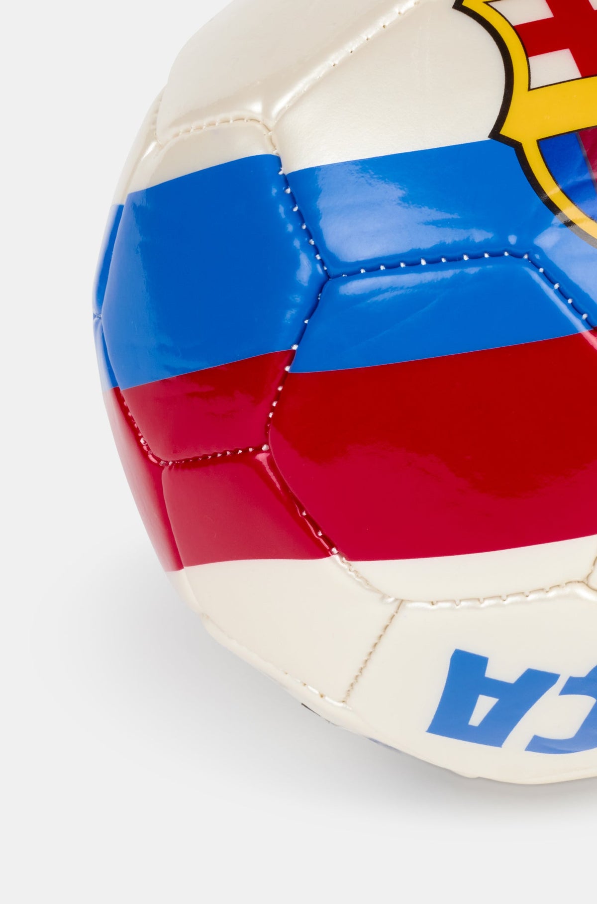 Away kit Ball FC Barcelona - small