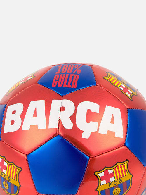 Ball with crest