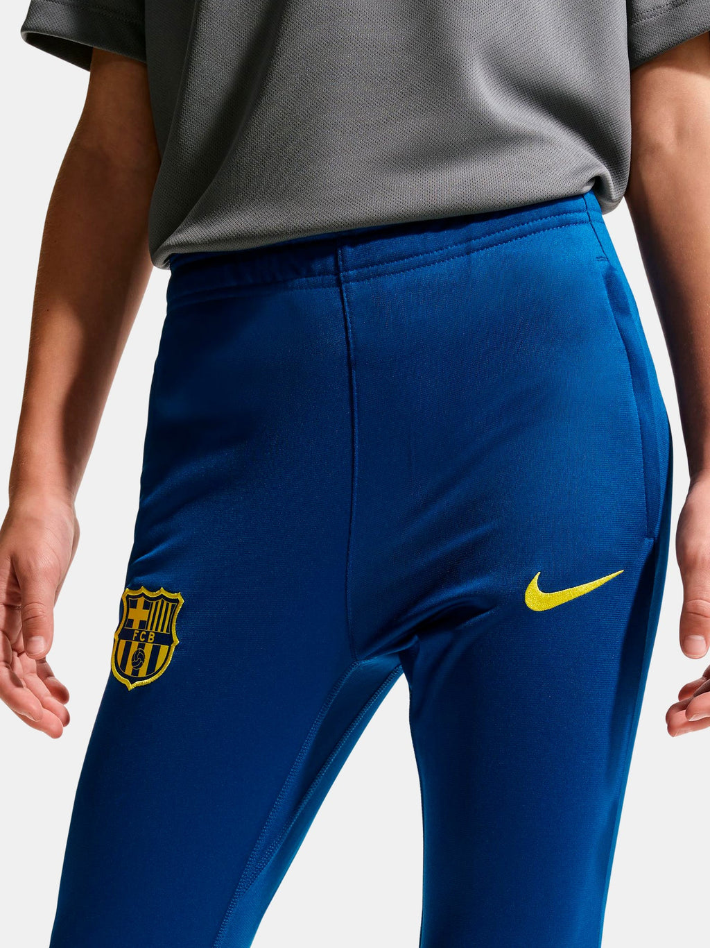 Tracksuit Junior FC Barcelona 25/26 Fourth Kit