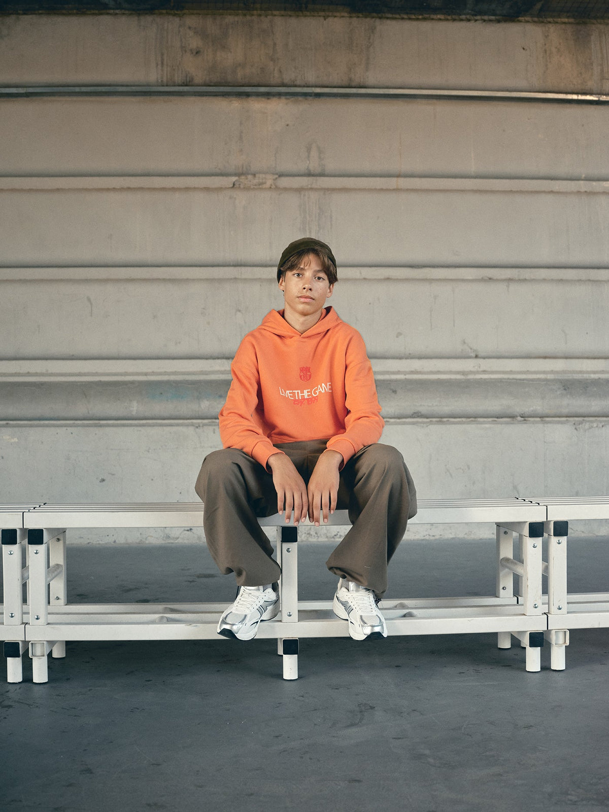 Hoodie Orange Barça Essentials - Junior