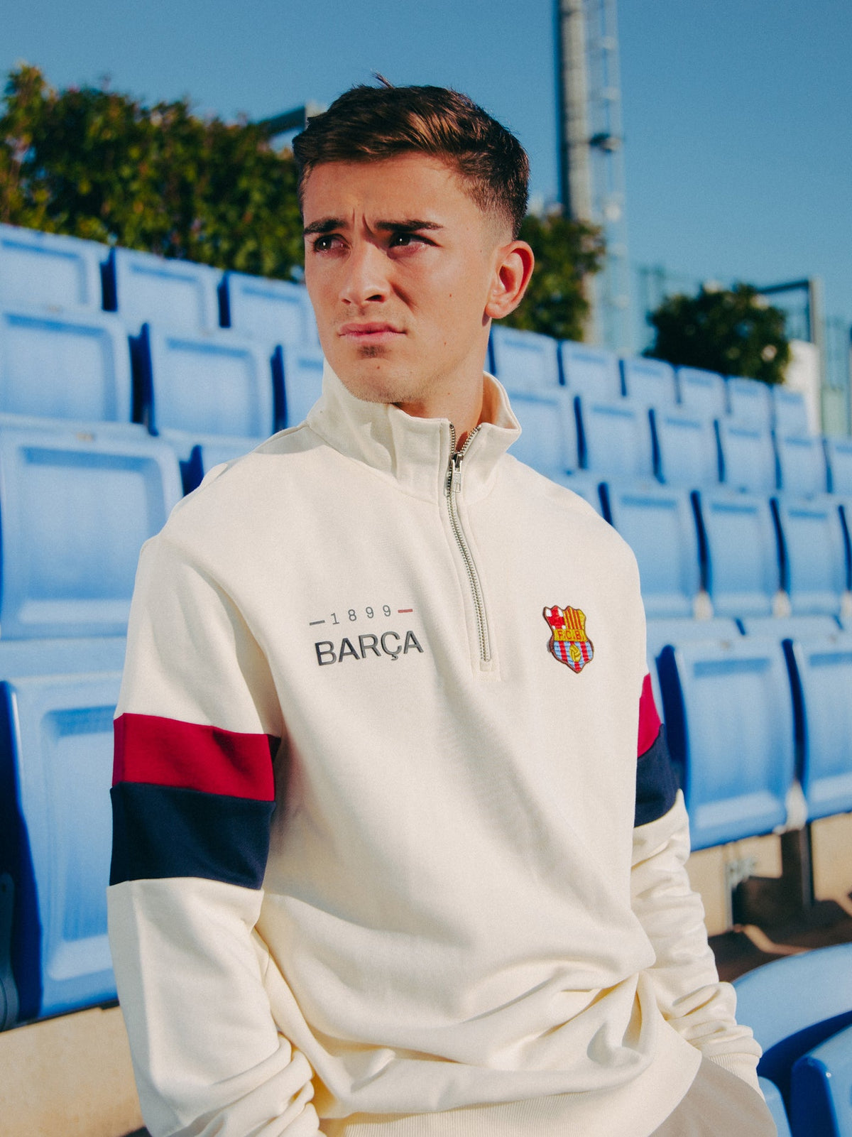 Sweatshirt Retro 1899