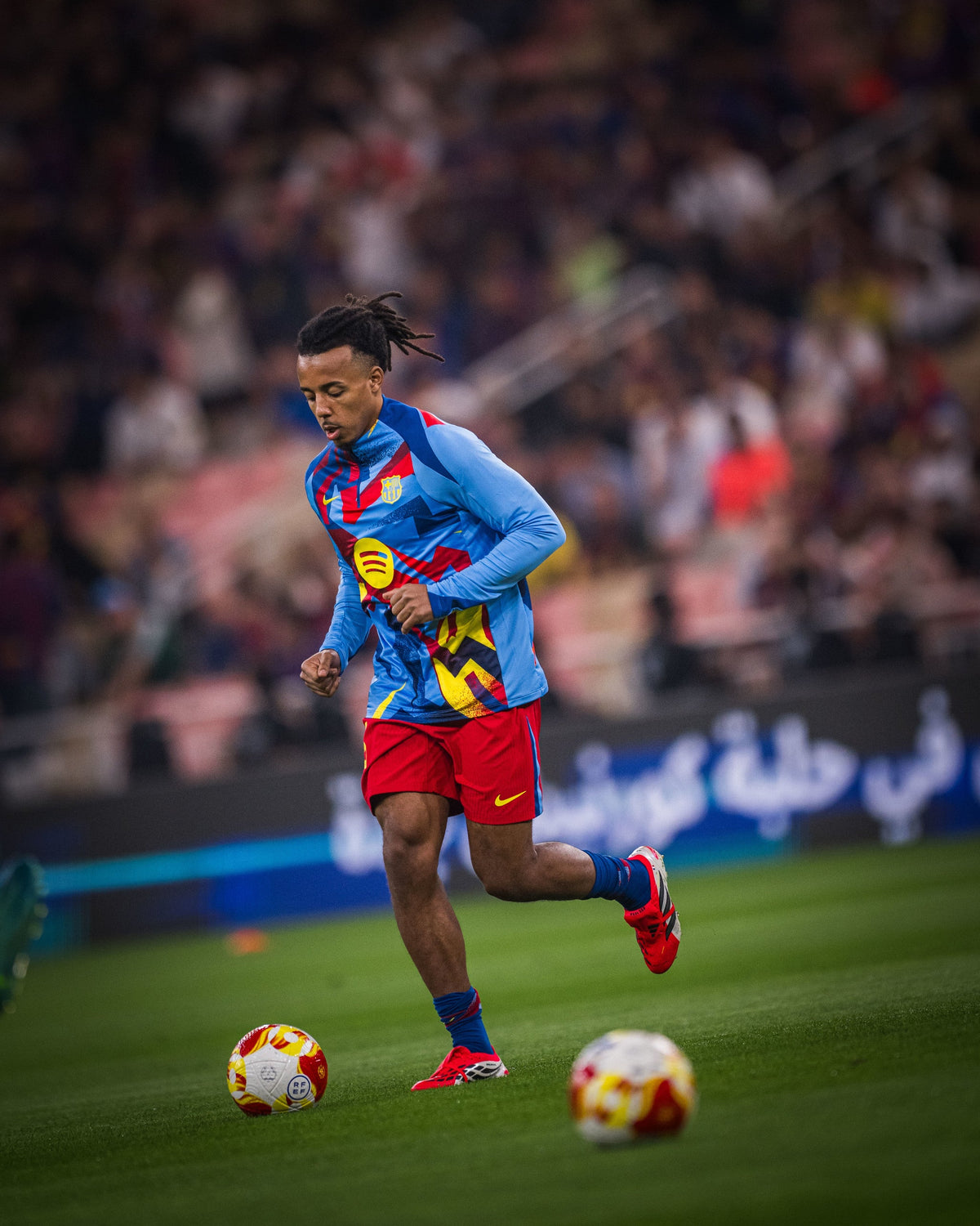Pre-Match sweatshirt FC Barcelona fourth 25/26